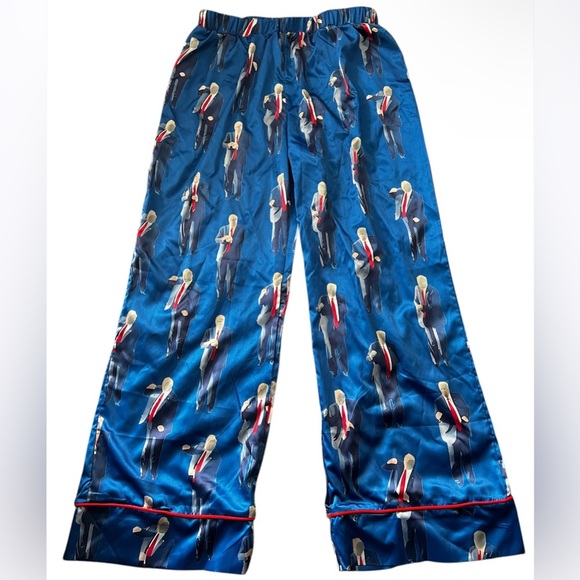 Trump Dancing Long Sleeve and Pants Pajama Set - Picture 4 of 10